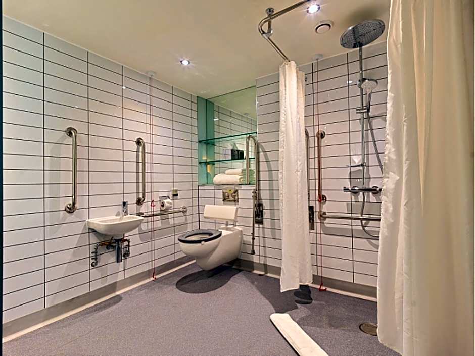 B&B HOTEL Warrington