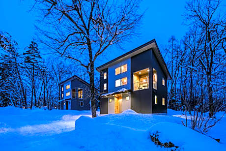 Bluebird Chalets by The Hakuba Collection