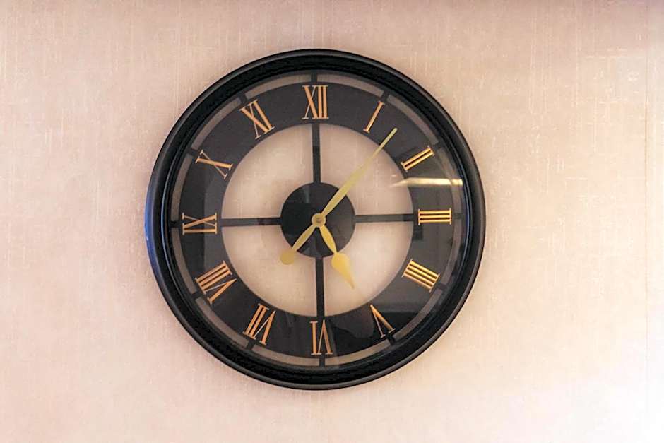 WINDSOR HOTEL CITY CENTER