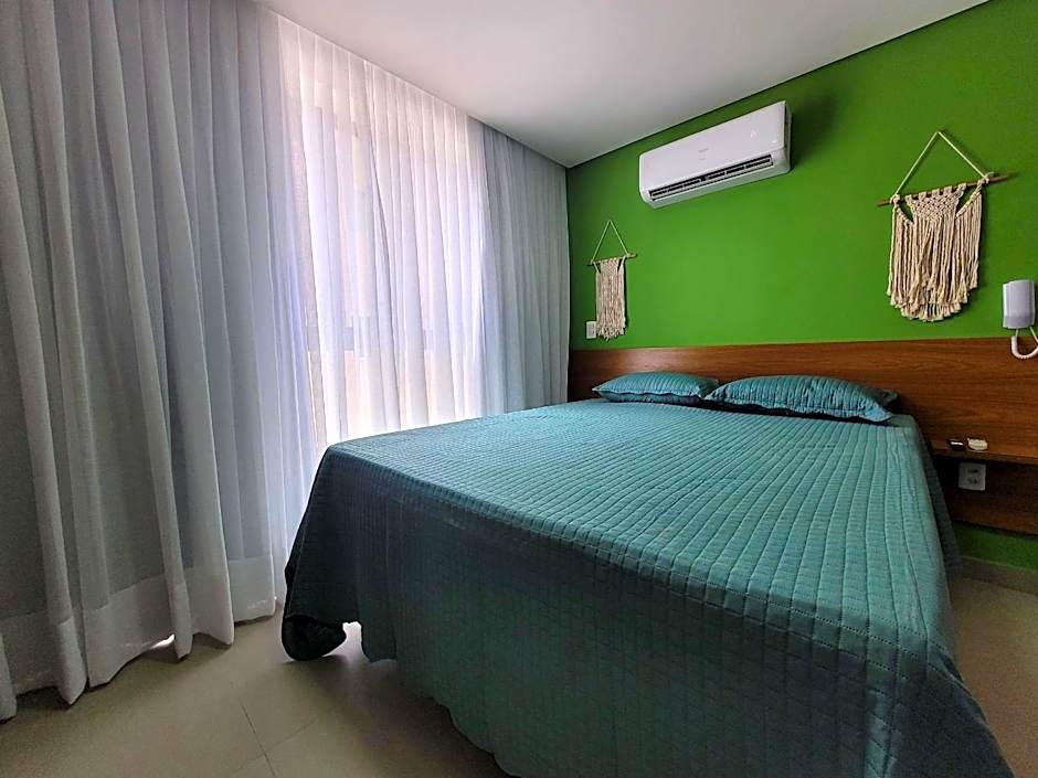 Belo flat na praia do Bessa