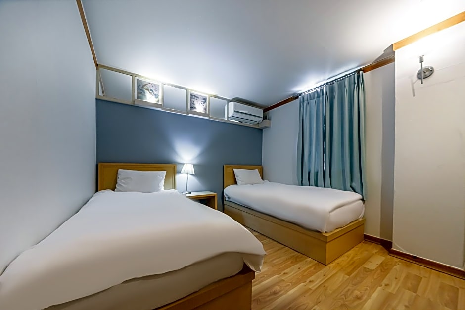 Tourist Hotel Jeonju