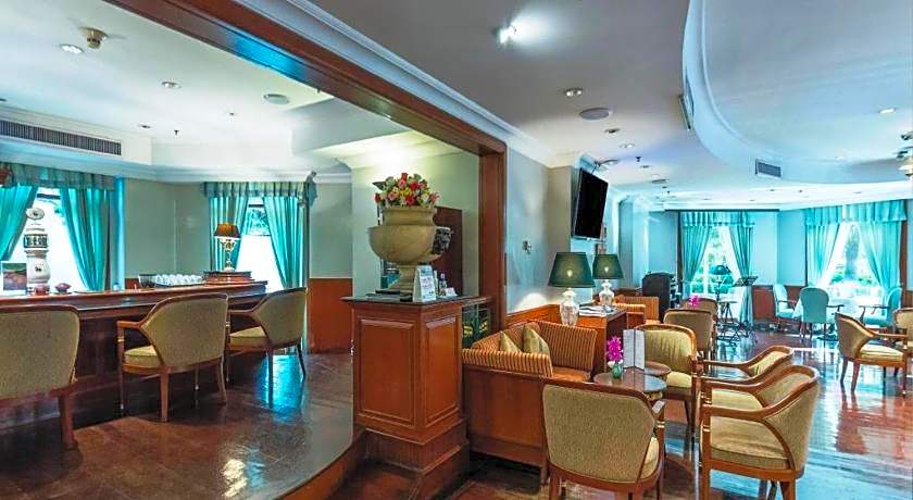 Evergreen Laurel Hotel