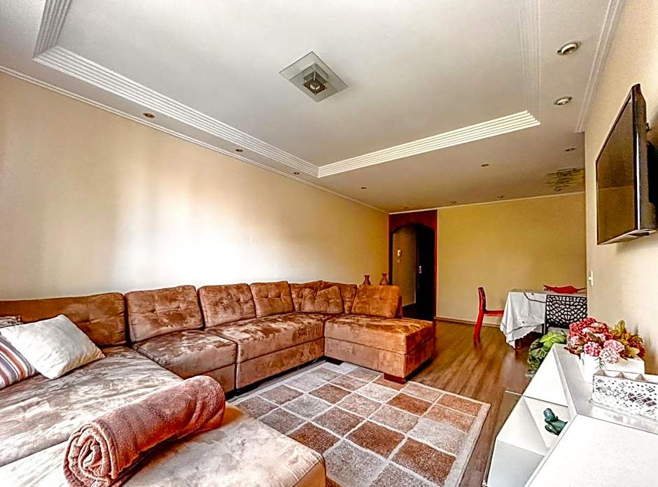 Apto espacoso c WiFi prox a Marginal Pinheiros SP