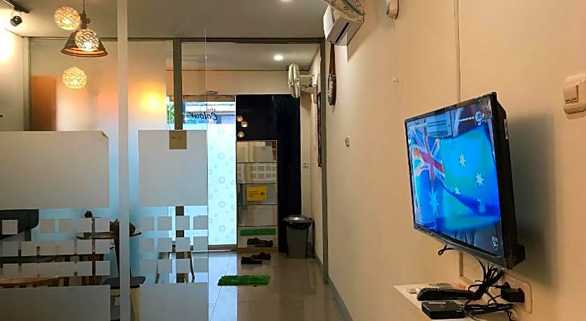 the Colour Hostel