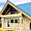 Montgomery Inn & Suites