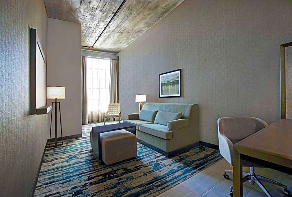 Embassy Suites By Hilton Rockford Riverfront