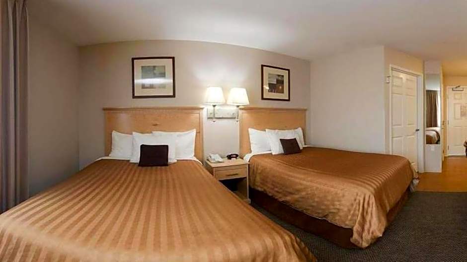 Candlewood Suites Milwaukee Brown Deer Hotel By IHG
