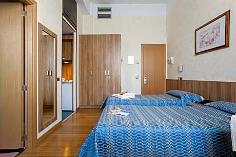 Twin Room with Kitchenette