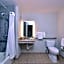 Holiday Inn Express & Suites San Diego Otay Mesa By IHG