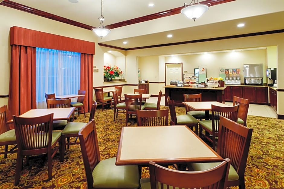 Country Inn & Suites by Radisson, College Station, TX