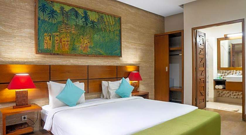 The Green Zhurga Suites