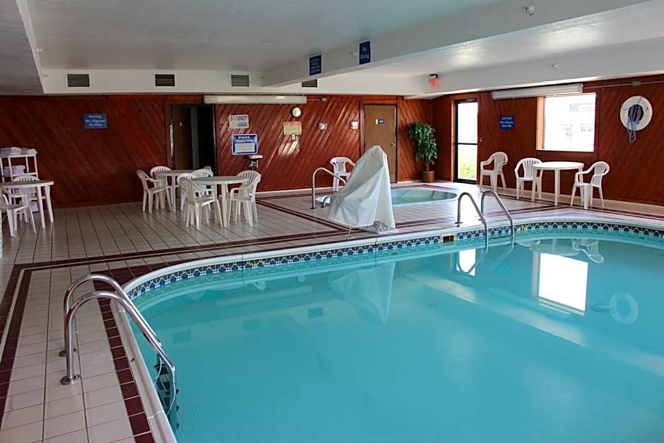 Days Inn by Wyndham Watertown