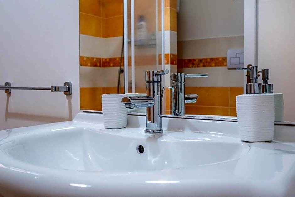 Dal Commediante Apartment and Room