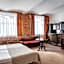 Janne Hotel with Self Check-in