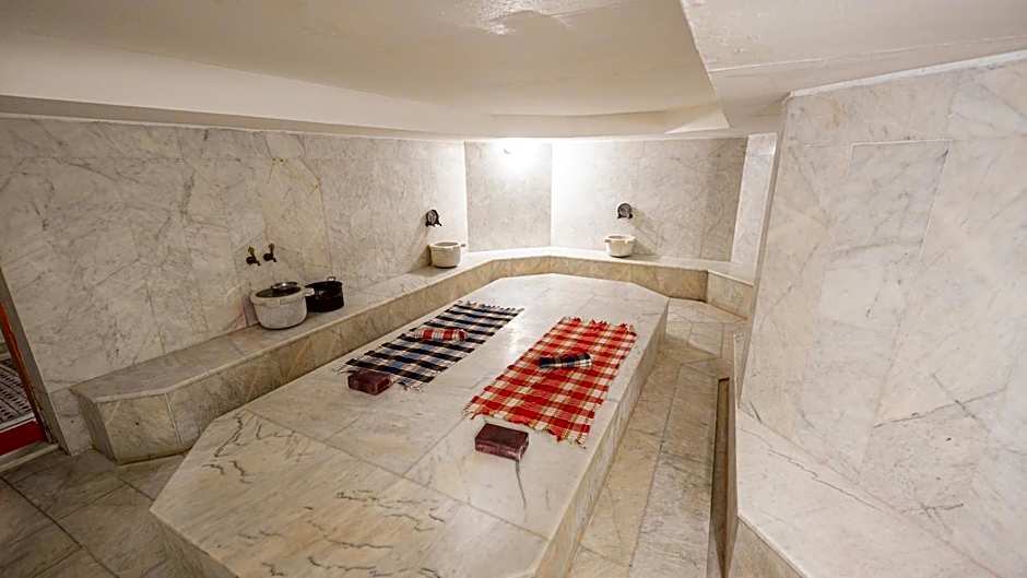 Begonville Hotel