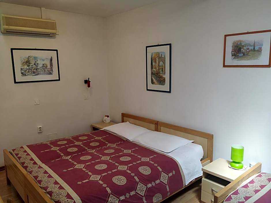 Accomodation Pertout