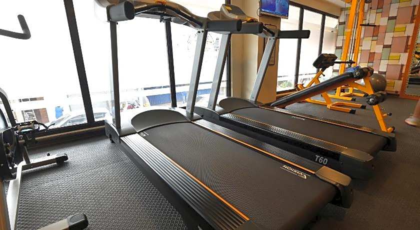 Royal Suites Condotel