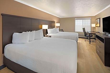 2 Queen Beds Room Non-Smoking