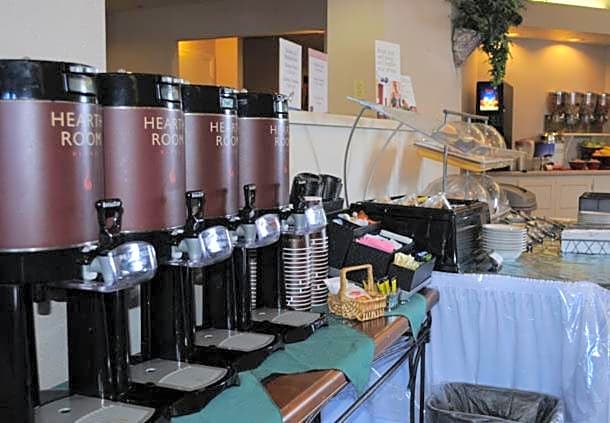 Hawthorn Suites Green Bay