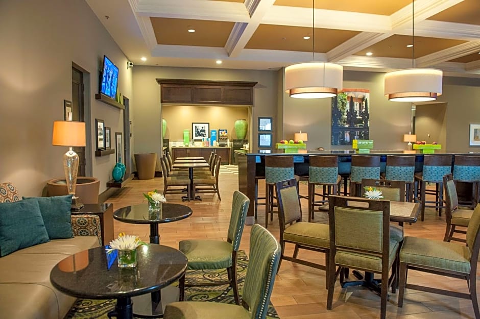 Hampton Inn By Hilton And Suites New Orleans-Elmwood