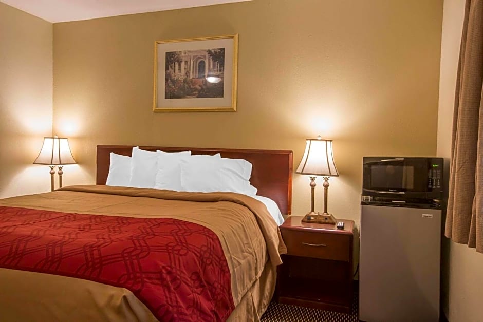 Econo Lodge Manchester Center