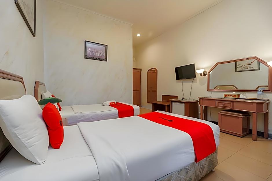 RedDoorz near Transmart Pangkal Pinang