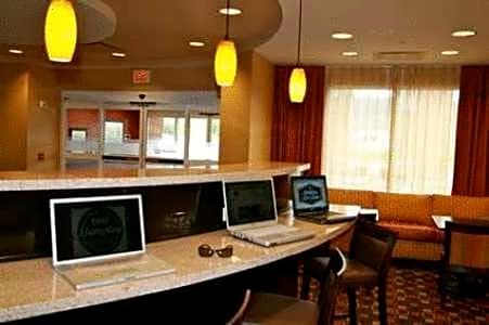 Hampton Inn & Suites Scottsboro