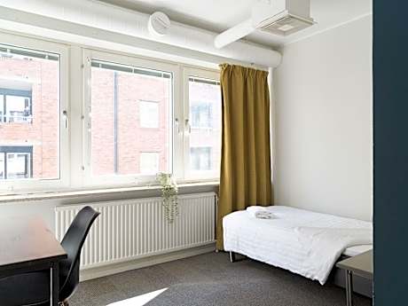 Standard Single Room with Shared Bathroom