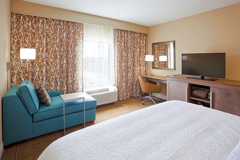 Hampton Inn By Hilton Minneapolis/Roseville, MN