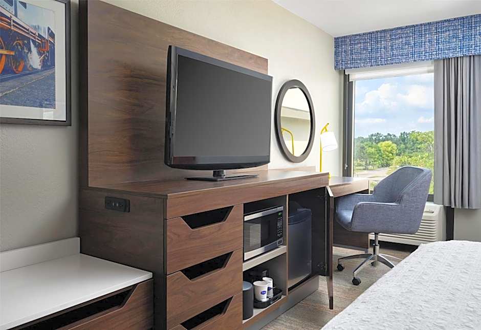 Hampton Inn By Hilton Meridian