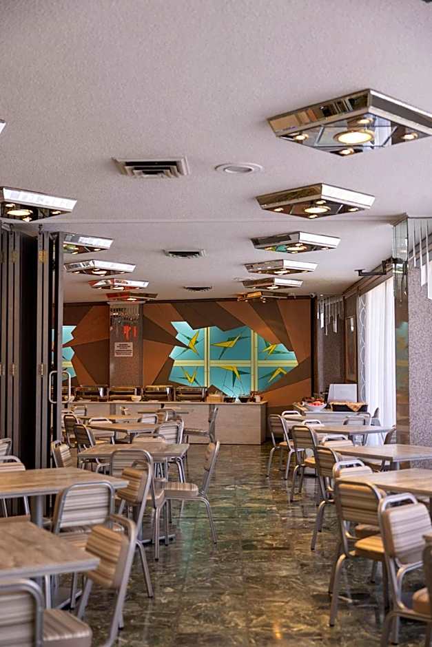 Xenophon Hotel