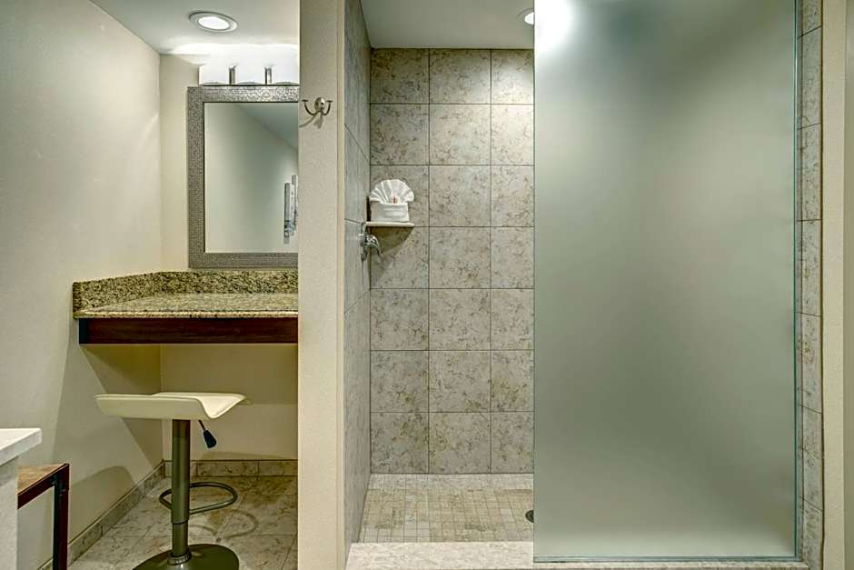 Days Hotel by Wyndham Toms River Jersey Shore
