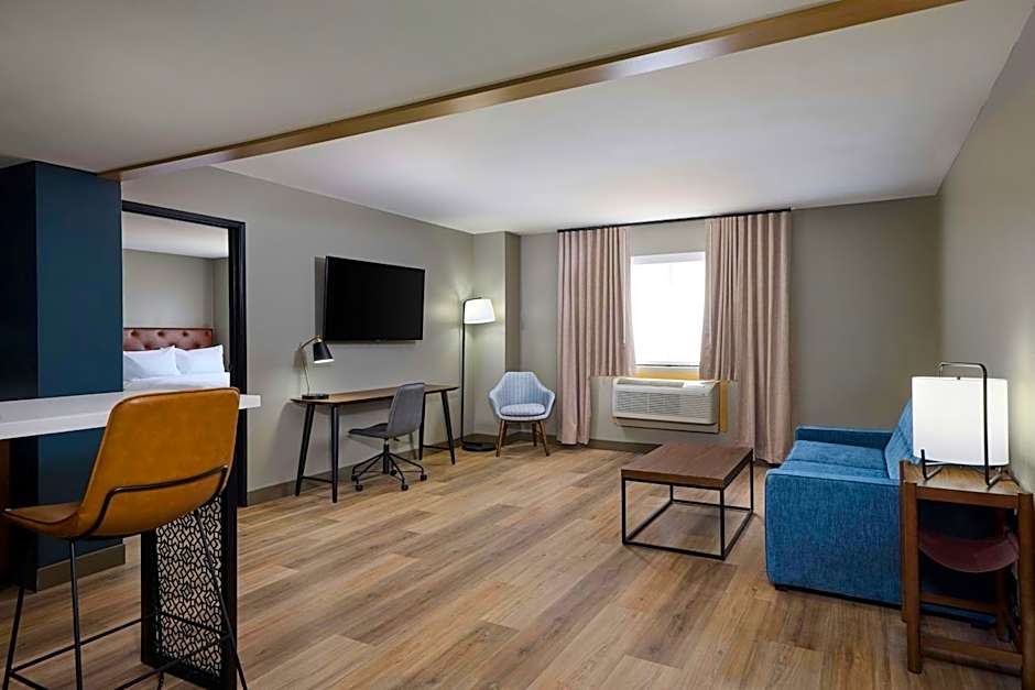 Four Points by Sheraton Englewood Centennial Airport