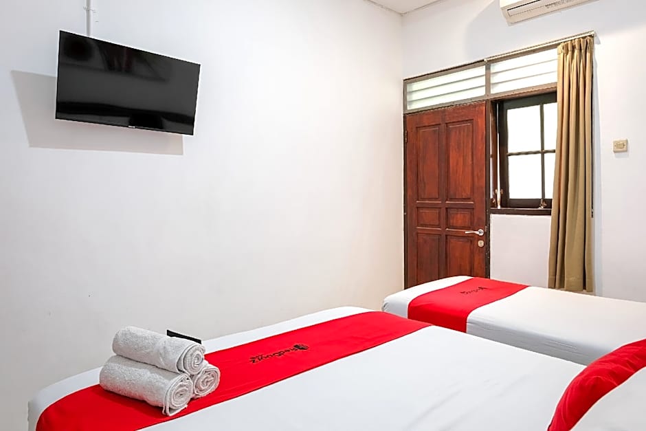 RedDoorz @ Soekarno Hatta 2