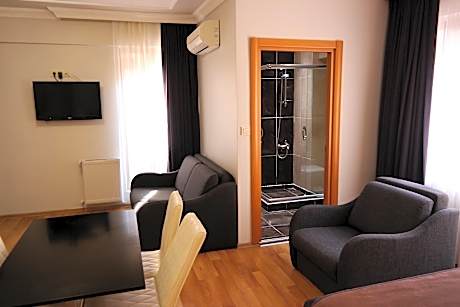 Connecting Family Room