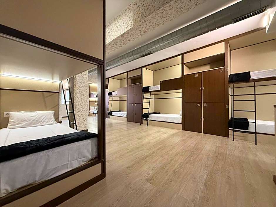 Hostel TKH-Rooms Mate