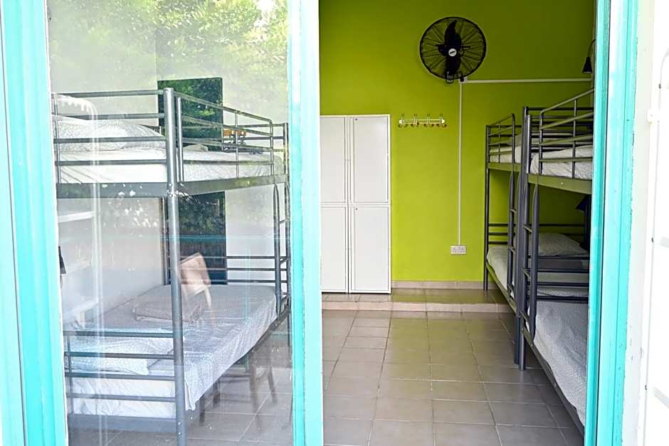 Lemongrass Hostel