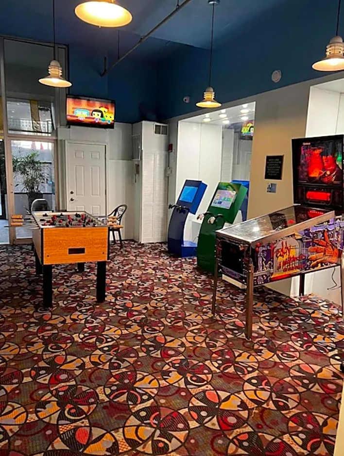 Clayton Plaza Hotel