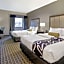La Quinta Inn & Suites by Wyndham Detroit Metro Airport