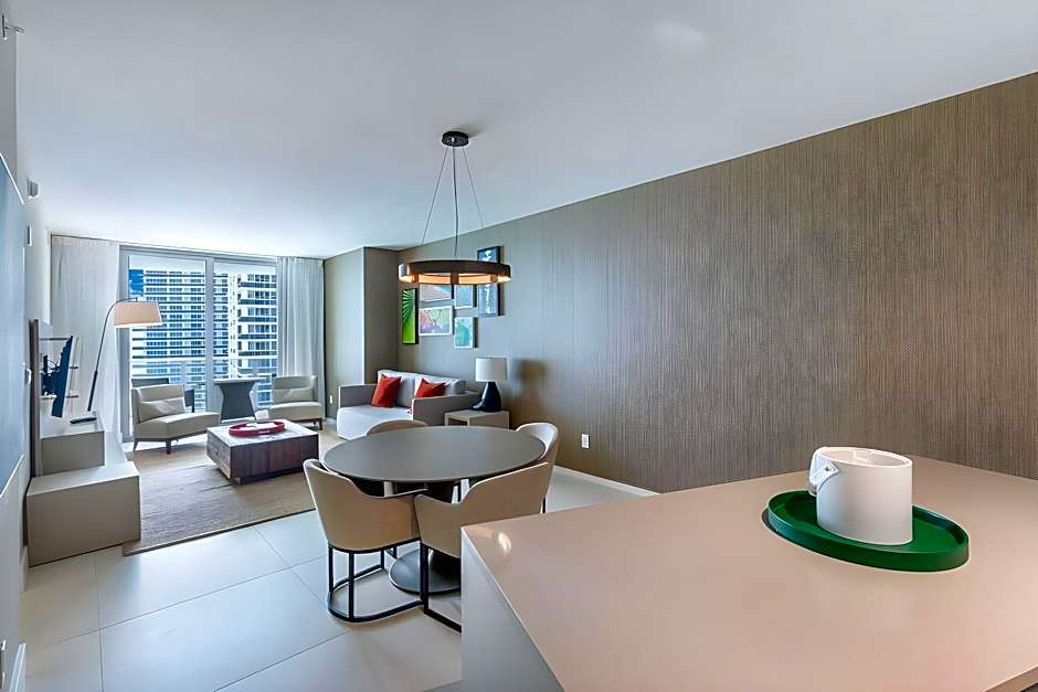 Hide Beach Residences
