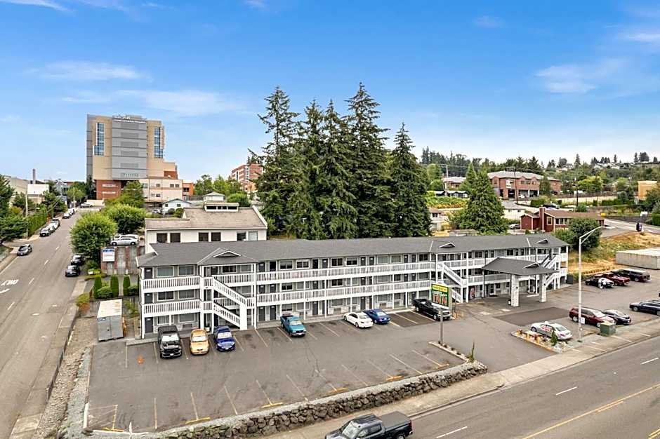 Basecamp Puyallup a Travelodge by Wyndham