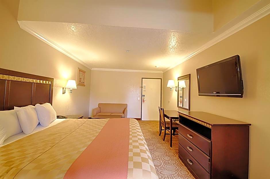 Econo Lodge Inn & Suites Fallbrook Downtown