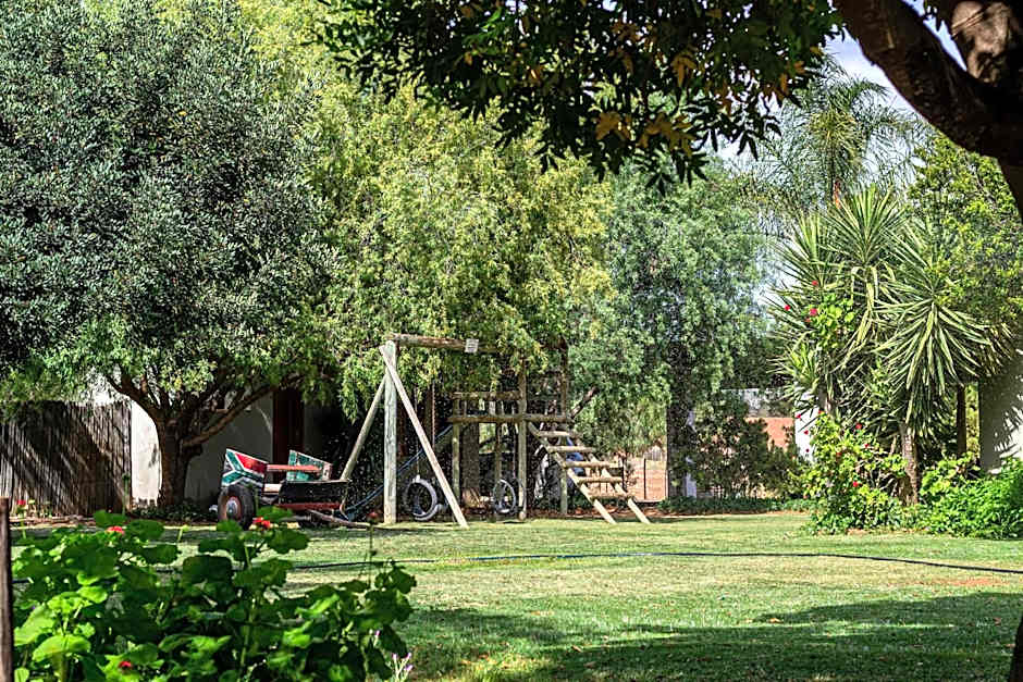 Mooiplaas Guesthouse