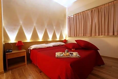 Triple Room with Bathroom