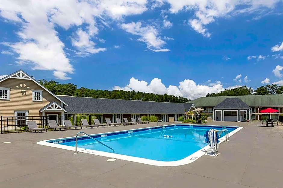 Quality Inn & Suites