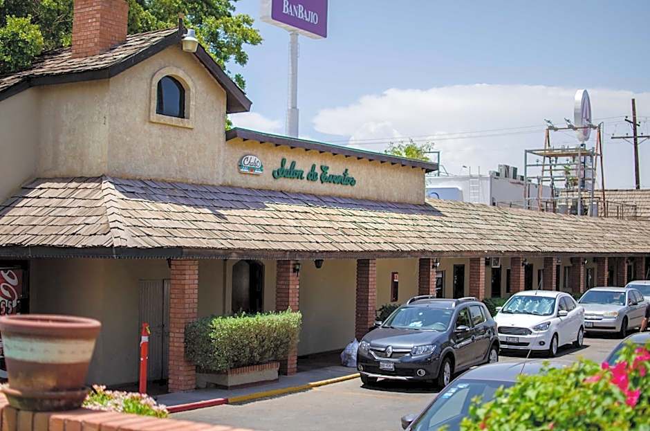 Hotel Siesta Real