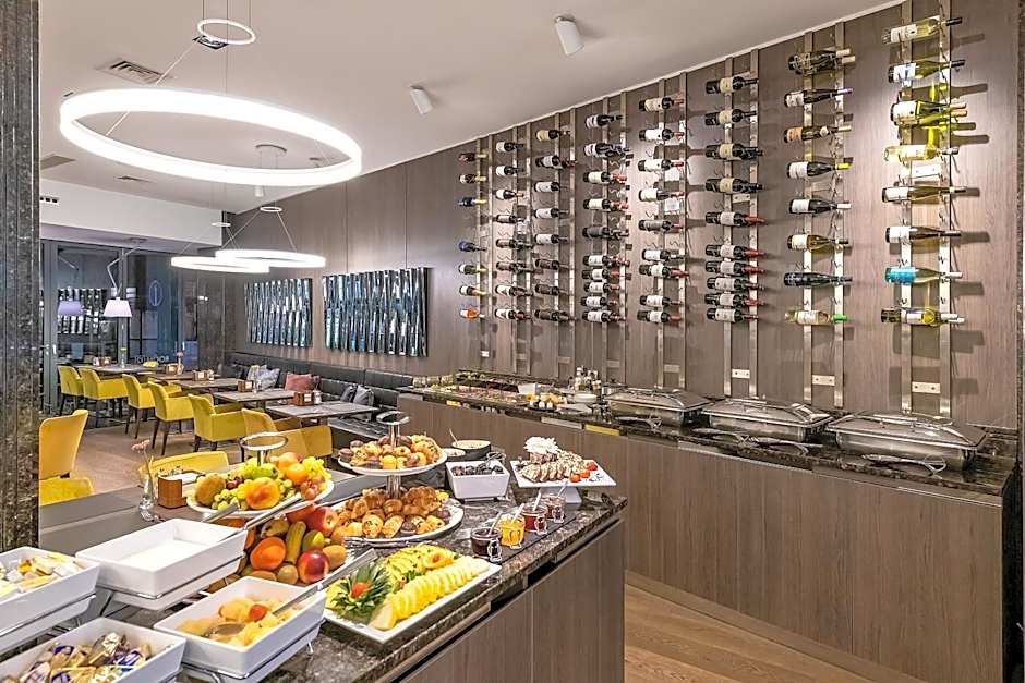 Congress Avenue Hotel