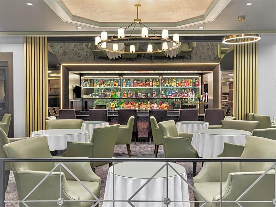 DoubleTree by Hilton Fort Lee/George Washington Bridge