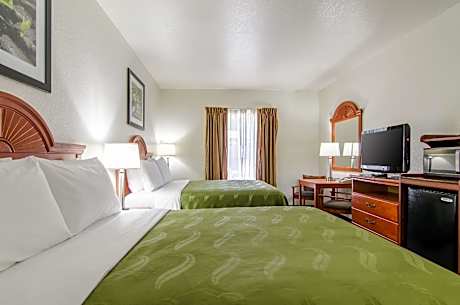 Queen Room with Two Queen Beds - Non-Smoking