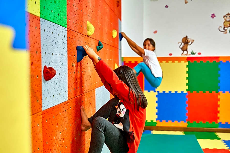 Family Hotel Andes - Only for Family